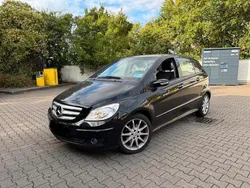 Schwarz Gebraucht 2005 Mercedes B200 Van / Kleinbus | 5.999 € (Fairer Preis)
