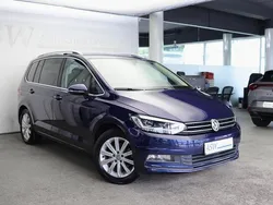 Blau Gebraucht 2015 VW Touran Highline Van / Kleinbus | 17.980 € (Fairer Preis)