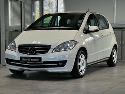 Weiß Gebraucht 2012 Mercedes A160 Limousine | 10.630 € (Teuer)