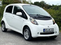 Weiß Gebraucht 2011 Mitsubishi i-MiEV Kleinwagen | 3.750 €