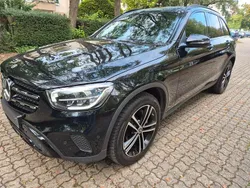 Schwarz/baltic black Gebraucht 2022 Mercedes GLC300 SUV | 26.954 € (Fairer Preis)