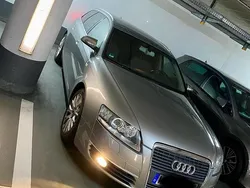 Grau Gebraucht 2005 Audi A6 Kombi | 3.500 €