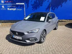 Graphene grau Neu 2024 Seat Leon FR Limousine | 29.990 € (Fairer Preis)