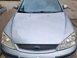 Silber Gebraucht 2002 Ford Mondeo Kombi | 1.000 € (Fairer Preis)