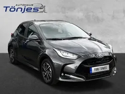 Royal grey Gebraucht 2023 Toyota Yaris Comfort Kleinwagen | 19.980 € (Fairer Preis)