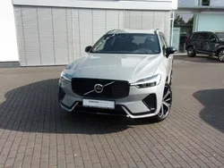 Grau Gebraucht 2023 Volvo XC60 Plus SUV | 41.900 € (Fairer Preis)