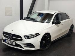 Weiß Gebraucht 2019 Mercedes A220 AMG line Limousine | 23.999 € (Fairer Preis)
