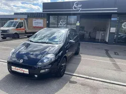 Colore esterno Gebraucht 2016 Fiat Punto Lounge Kleinwagen | 6.499 € (Teuer)