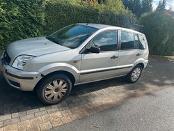 Silber Gebraucht 2005 Ford Fusion Kleinwagen | 1.450 € (Fairer Preis)