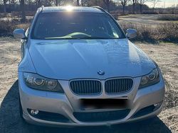 Silber Gebraucht 2010 BMW 325 Shadowline Kombi | 13.499 € (Fairer Preis)