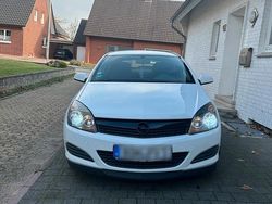 Weiß Gebraucht 2009 Opel Astra GTC Coupé | 2.500 € (Fairer Preis)