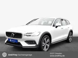 Gebraucht 2023 Volvo V60 CC Kombi | 38.650 € (Fairer Preis)