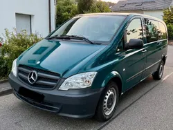 Grün Gebraucht 2012 Mercedes Viano Van / Kleinbus | 13.980 €