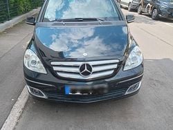 Schwarz Gebraucht 2009 Mercedes B160 Van / Kleinbus | 4.600 € (Fairer Preis)