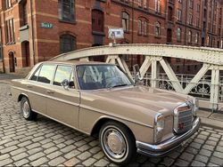 Beige Gebraucht 1973 Mercedes W115 Limousine | 21.500 €