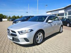 Silber Gebraucht 2019 Mercedes A180 Limousine | 20.750 € (Fairer Preis)