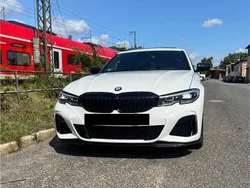 Weiß Gebraucht 2020 BMW 330 M Sport Limousine | 29.500 €