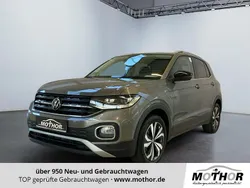 Grau Gebraucht 2021 VW T-Cross Style SUV | 20.441 € (Etwas zu teuer)