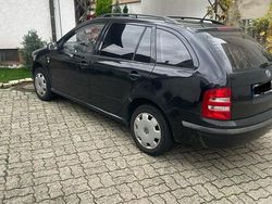 Schwarz Gebraucht 2002 Skoda Fabia Kombi | 1.300 € (Fairer Preis)