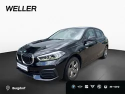 Schwarz (schwarz) Gebraucht 2022 BMW 118 Advantage Kleinwagen | 21.190 € (Guter Preis)