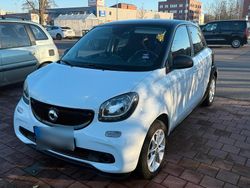 Weiß Gebraucht 2016 Smart ForFour Kleinwagen | 9.500 € (Fairer Preis)