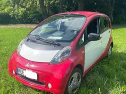 Rot Gebraucht 2011 Mitsubishi i-MiEV Kleinwagen | 3.200 €