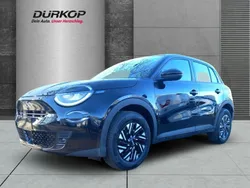 Schwarz Neu 2025 Fiat 600E Red SUV | 30.980 €