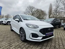 Weiß Gebraucht 2023 Ford Fiesta ST-Line Kleinwagen | 24.340 € (Teuer)