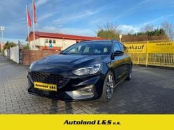 Schwarz Gebraucht 2020 Ford Focus ST Limousine | 19.990 € (Etwas zu teuer)