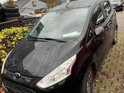 Schwarz Gebraucht 2013 Ford B-MAX SYNC Edition Van / Kleinbus | 2.490 € (Guter Preis)