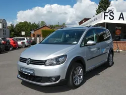 Silber Gebraucht 2015 VW Touran Cross Van / Kleinbus | 8.999 € (Guter Preis)