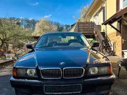 BMW 728