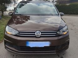 Braun Gebraucht 2016 VW Touran Comfortline Van / Kleinbus | 12.950 € (Guter Preis)