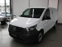 Weiß Gebraucht 2020 Mercedes e-Vito Van / Kleinbus | 19.599 € (Fairer Preis)