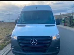 Weiß Gebraucht 2023 Mercedes Sprinter Van | 62.500 €