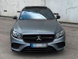 Grau Gebraucht 2018 Mercedes E350 AMG line Limousine | 27.000 € (Etwas zu teuer)