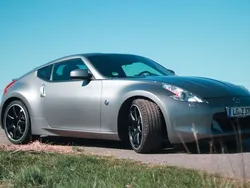 Silber Gebraucht 2010 Nissan 370Z Pack Coupé | 15.999 € (Fairer Preis)