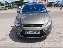Grün Gebraucht 2011 Ford S-MAX Titanium S Van / Kleinbus | 5.000 € (Guter Preis)