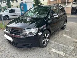 Schwarz Gebraucht 2010 VW Golf VI Trendline Limousine | 3.650 € (Superpreis)