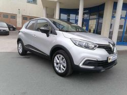 Silber Gebraucht 2019 Renault Captur LIMITED SUV | 12.970 € (Fairer Preis)