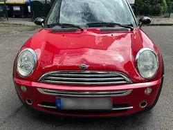 Rot Gebraucht 2006 Mini ONE Kleinwagen | 1.600 € (Guter Preis)