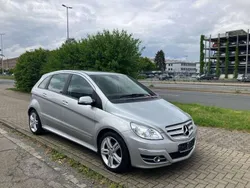 Mercedes B180