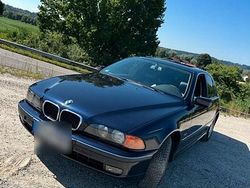 Blau Gebraucht 2009 BMW 523 Limousine | 4.200 € (Fairer Preis)
