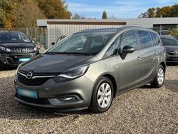 Grau Gebraucht 2018 Opel Zafira Edition Van / Kleinbus | 12.990 € (Fairer Preis)