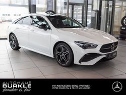 Weiß Gebraucht 2023 Mercedes CLA200 Shooting Brake AMG line Kombi | 35.900 € (Teuer)