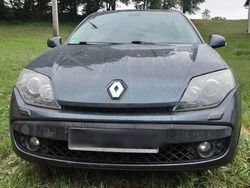 Grau Gebraucht 2010 Renault Laguna III Kombi | 2.250 € (Fairer Preis)