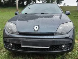 Grau Gebraucht 2010 Renault Laguna III Kombi | 2.750 € (Teuer)
