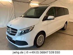 Weiß Gebraucht 2020 Mercedes V220 Van / Kleinbus | 40.750 € (Guter Preis)