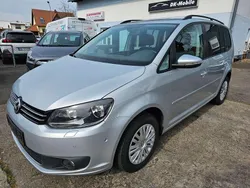 Schwarz Gebraucht 2013 VW Touran Comfortline Van / Kleinbus | 8.450 € (Fairer Preis)