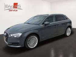 Grau Gebraucht 2018 Audi A3 Sportback Ambiente Kombi | 18.900 € (Etwas zu teuer)
